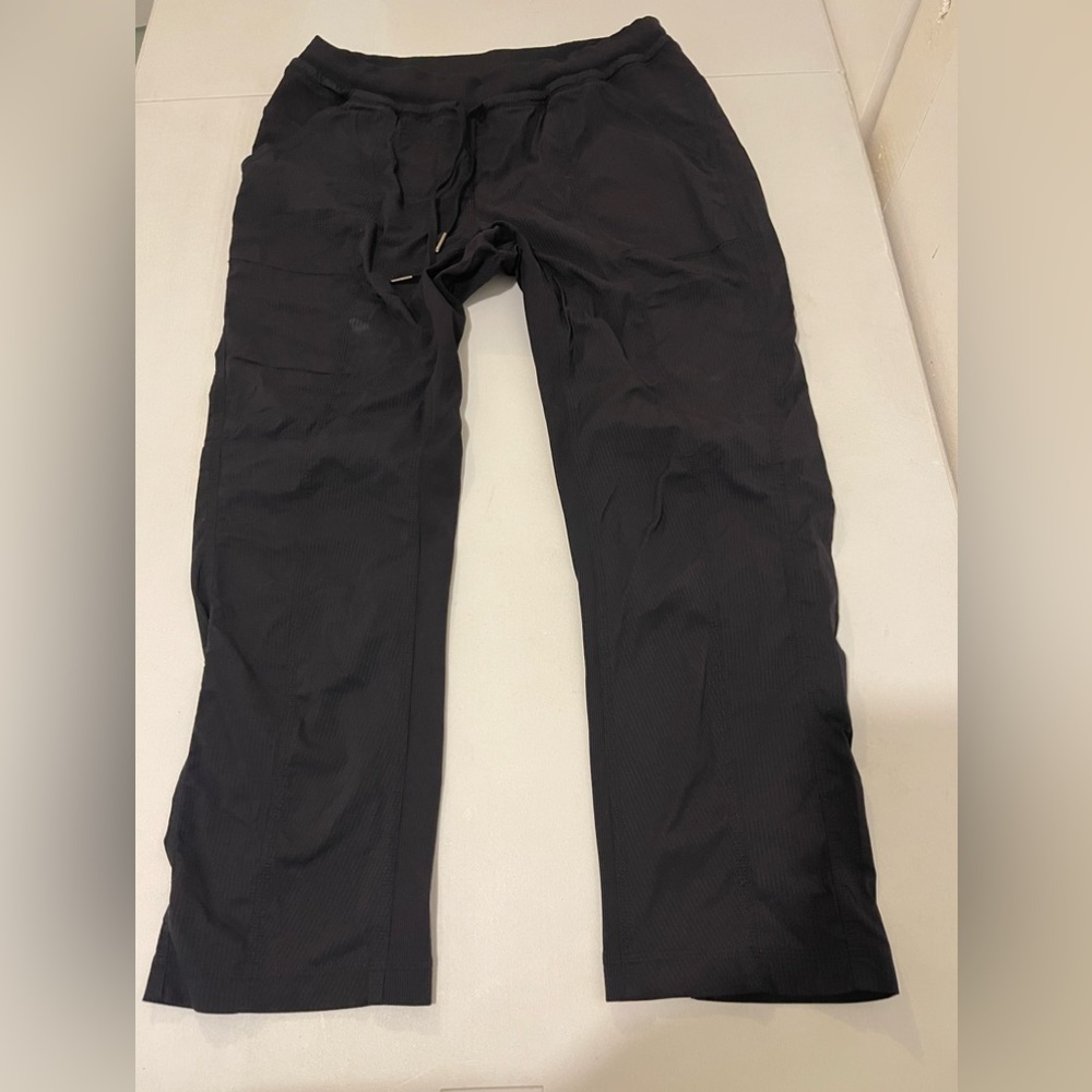 Lululemon womens jogger size 10